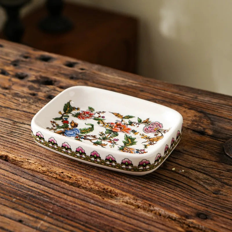 Ceramic Soap Box European Retro Creative Soap Box with Drain Hole American Country Soap Dish Bathroom